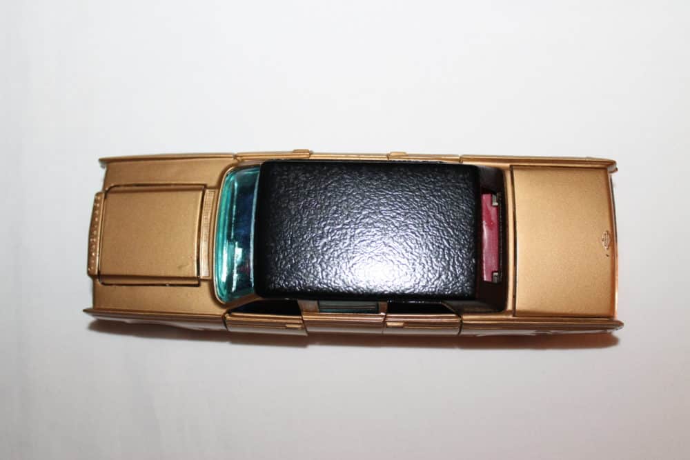 Corgi Toys 262 Lincoln Continental-top
