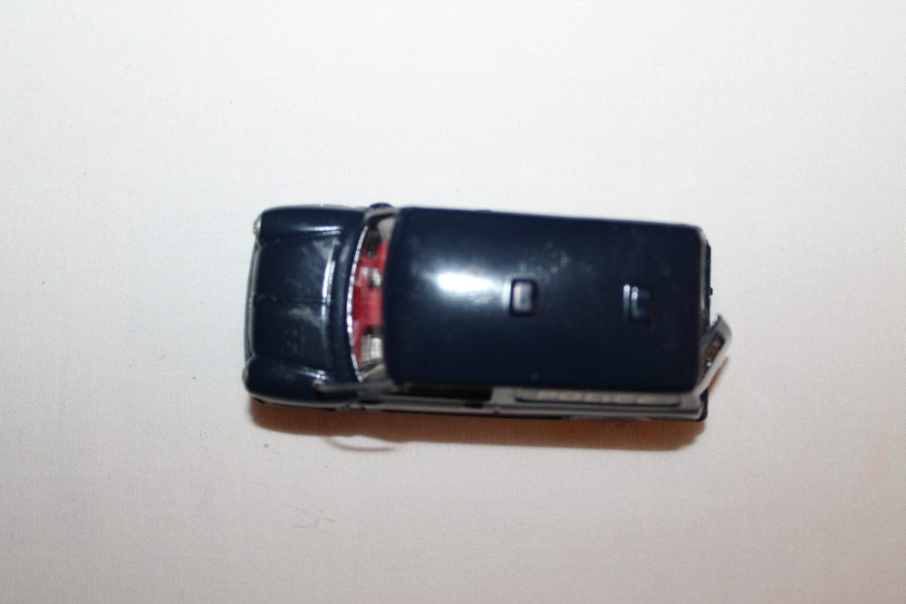 Corgi Toys 448 B.M.C. Mini Police Van with Tracker Dog-top