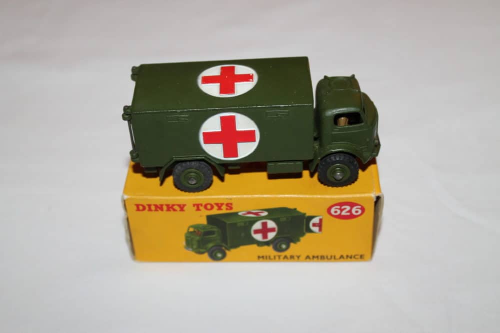 Dinky Toys 626 Army Ambulance-side