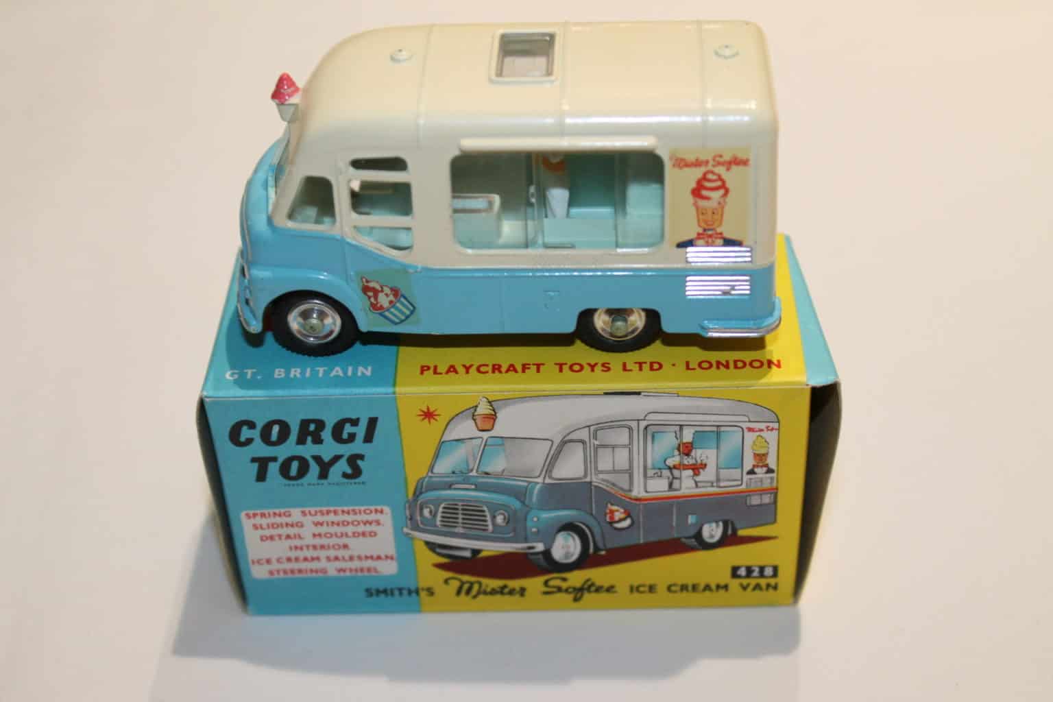 Toys 428 Smiths 'Mr Softee' Ice Cream Van Diecast