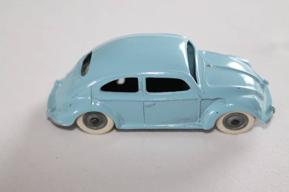 Dinky Toys 181 VW Beetle South Africa version-side