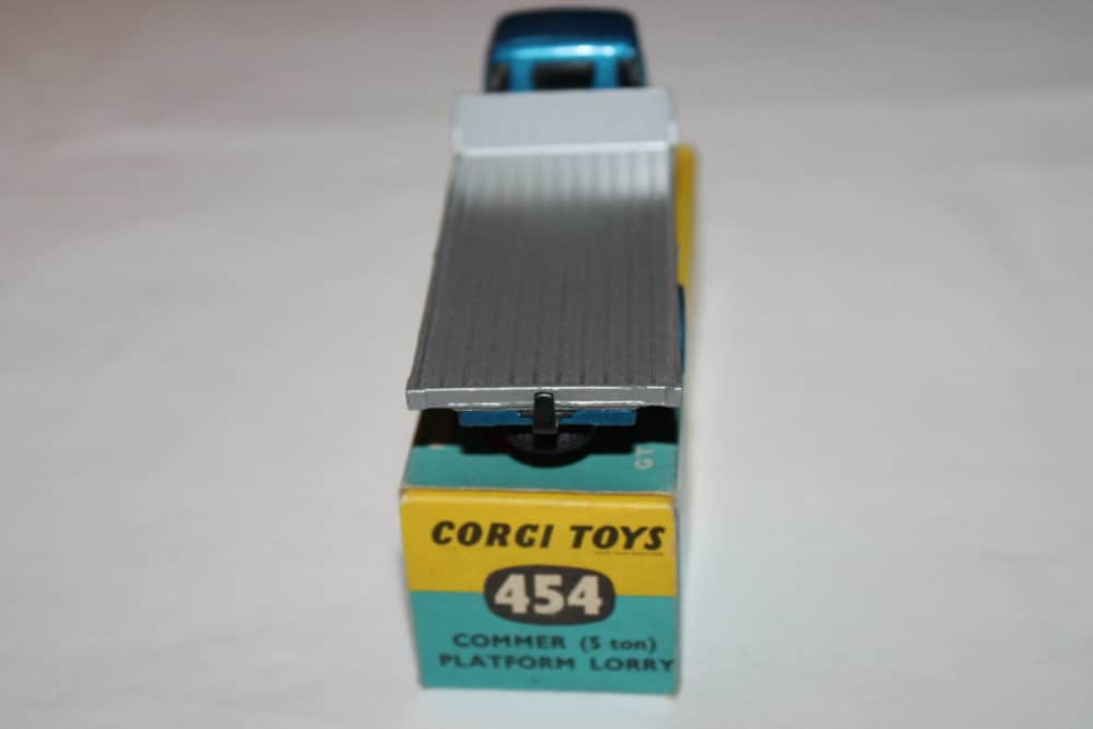 Corgi Toys 454 Commer (5 Ton) Platform Lorry-back
