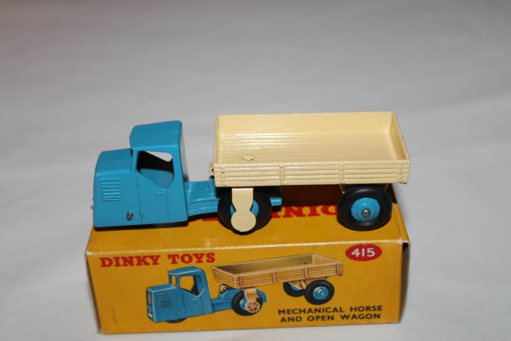 Dinky Toys 415 Mechanical Horse & Open Wagon