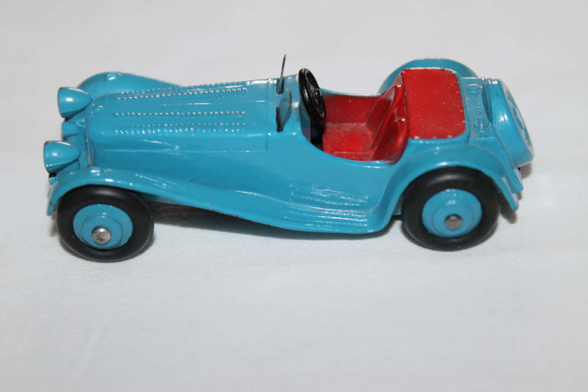 Dinky Toys 038F Jaguar SS Diecast