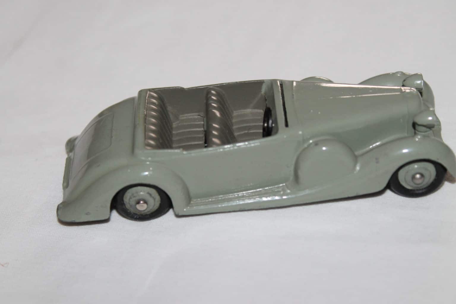 Dinky Toys 038C Lagonda Tourer - Diecast