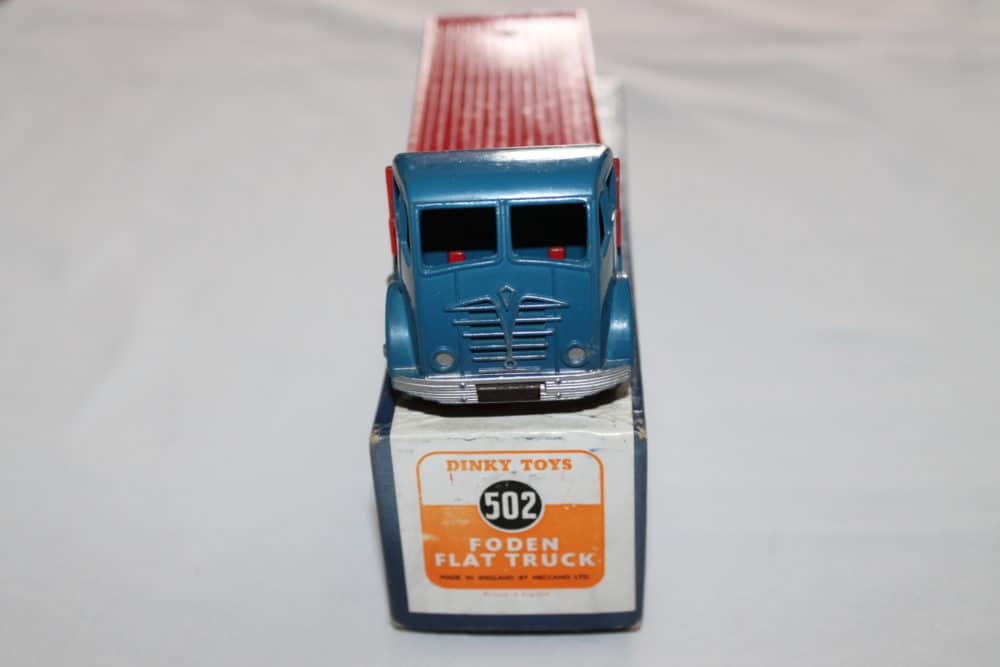 Dinky Toys 502 2nd Cab Foden Flat truck-front