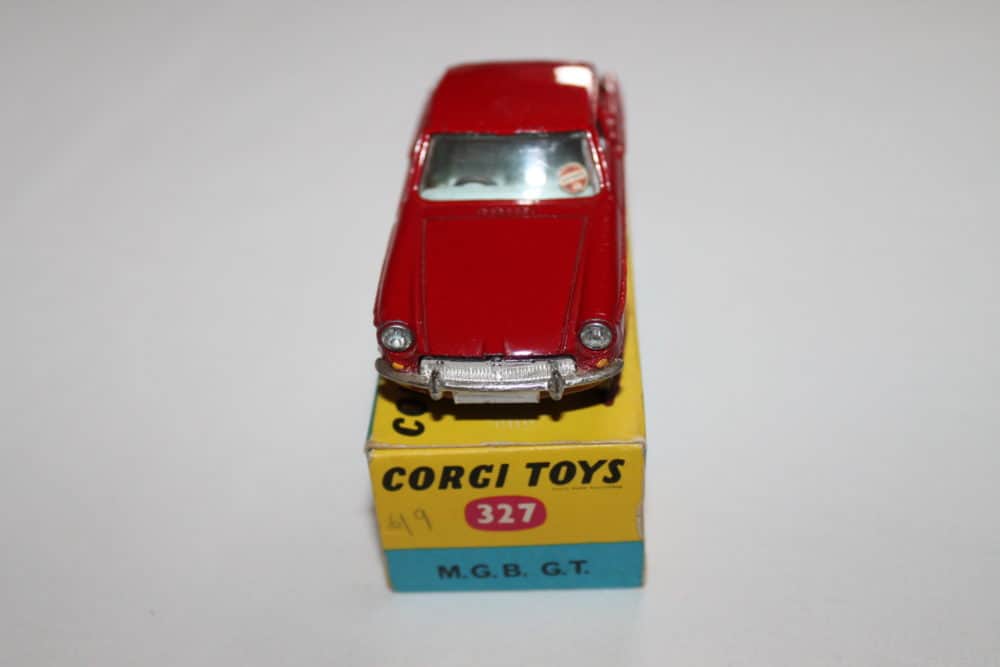 Corgi Toys 327 MGB G.T. -front