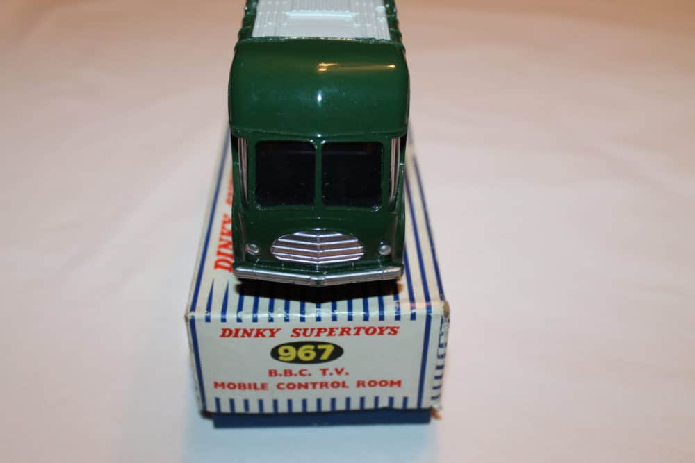 Dinky Toys 967 B.B.C. Mobile Control Room-front
