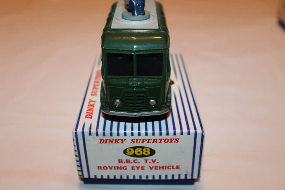 Dinky Toys 968 B.B.C. T.V. Roving Eye Vehicle-front