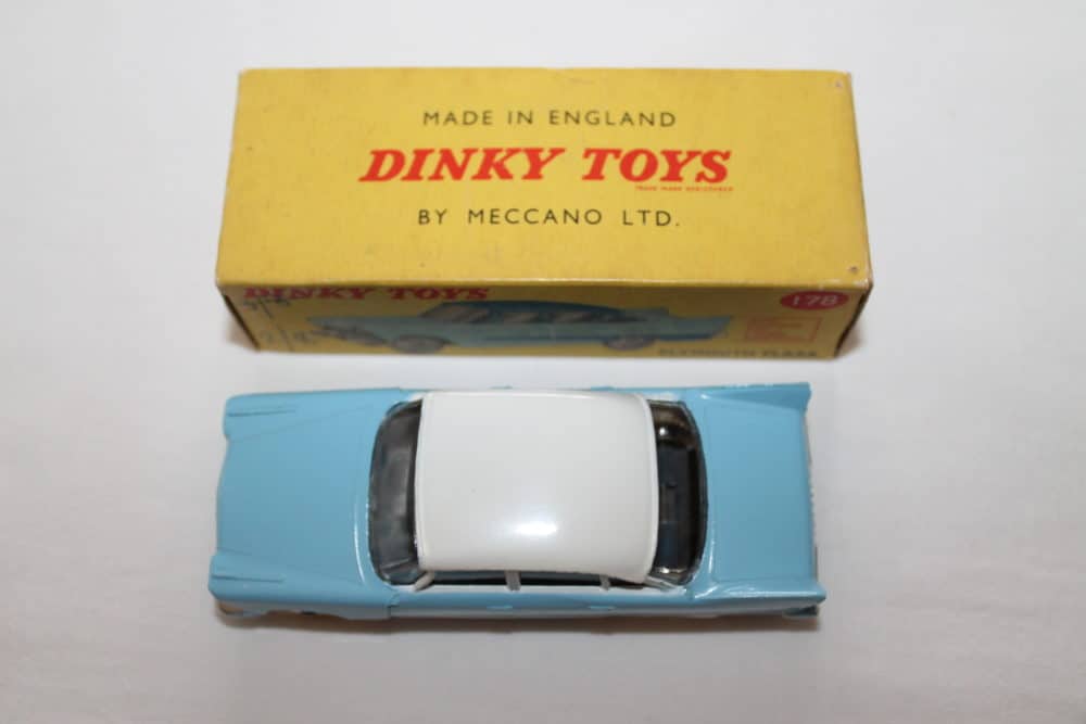 Dinky Toys 178 Plymouth Plaza-top