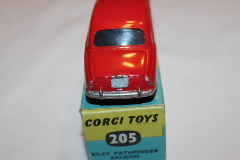 Corgi Toys 205 Riley Pathfinder-back