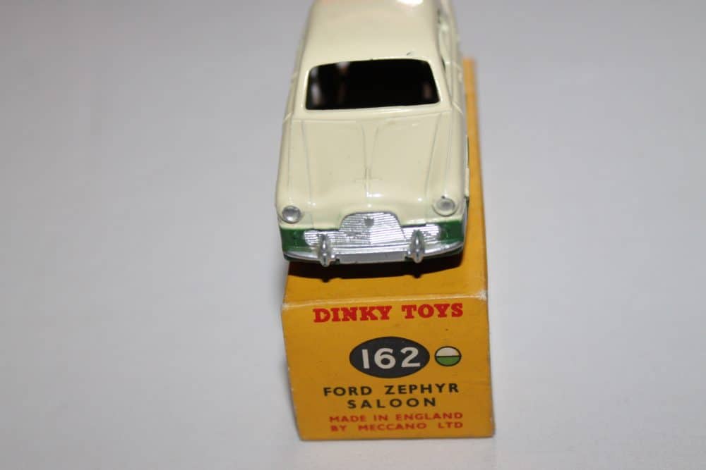 Dinky Toys 162 Ford Zephyr Green & Cream-front