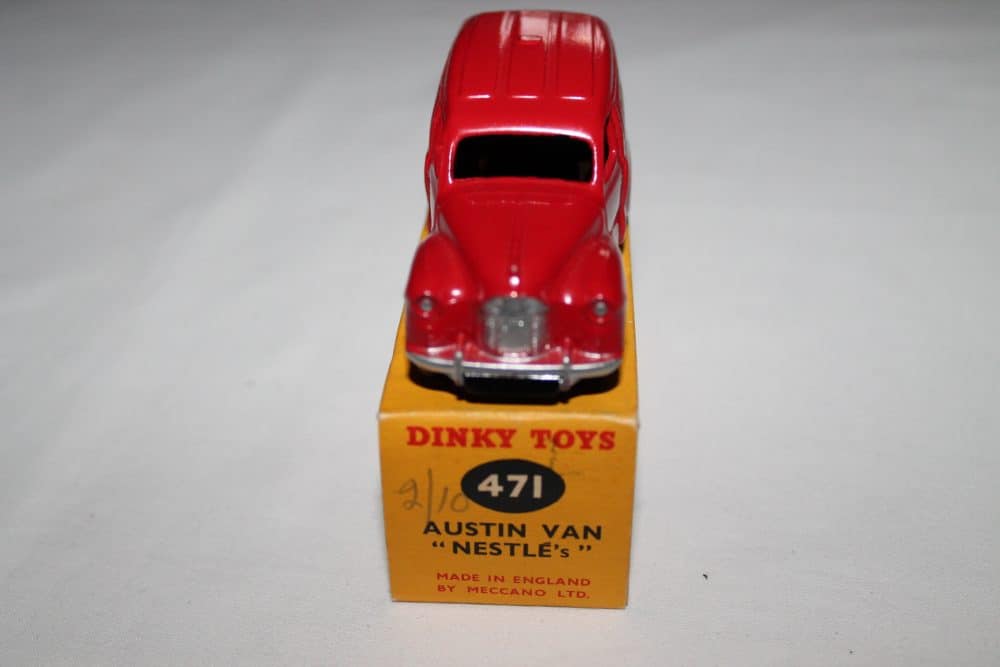 Dinky Toys 471 Austin Nestle's Van-front