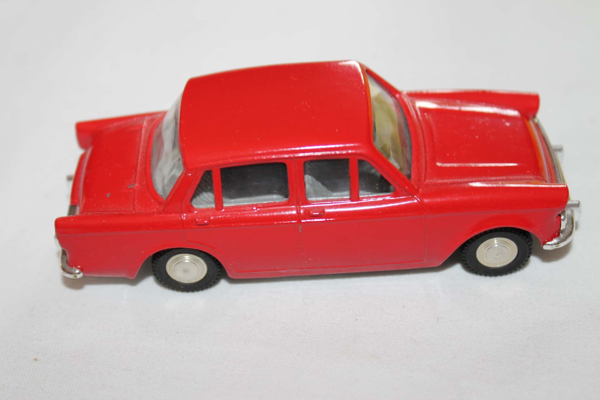 Spot-On Toys 287 Hillman Minx Deluxe - Diecast