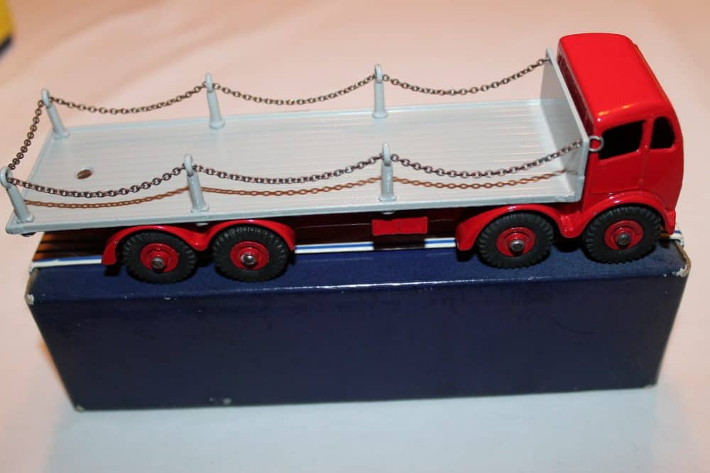Dinky Toys 905 Foden Chain Lorry 2nd Cab-side