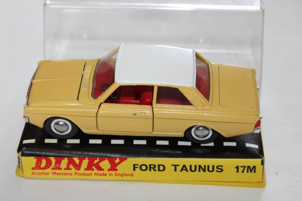 Dinky Toys 154 Ford Taunus 17M