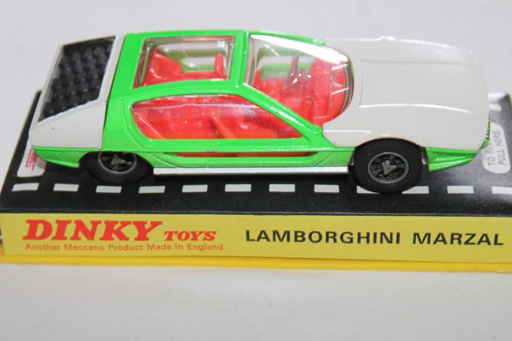 Dinky Toys 189 Lamborghini Marzal-side