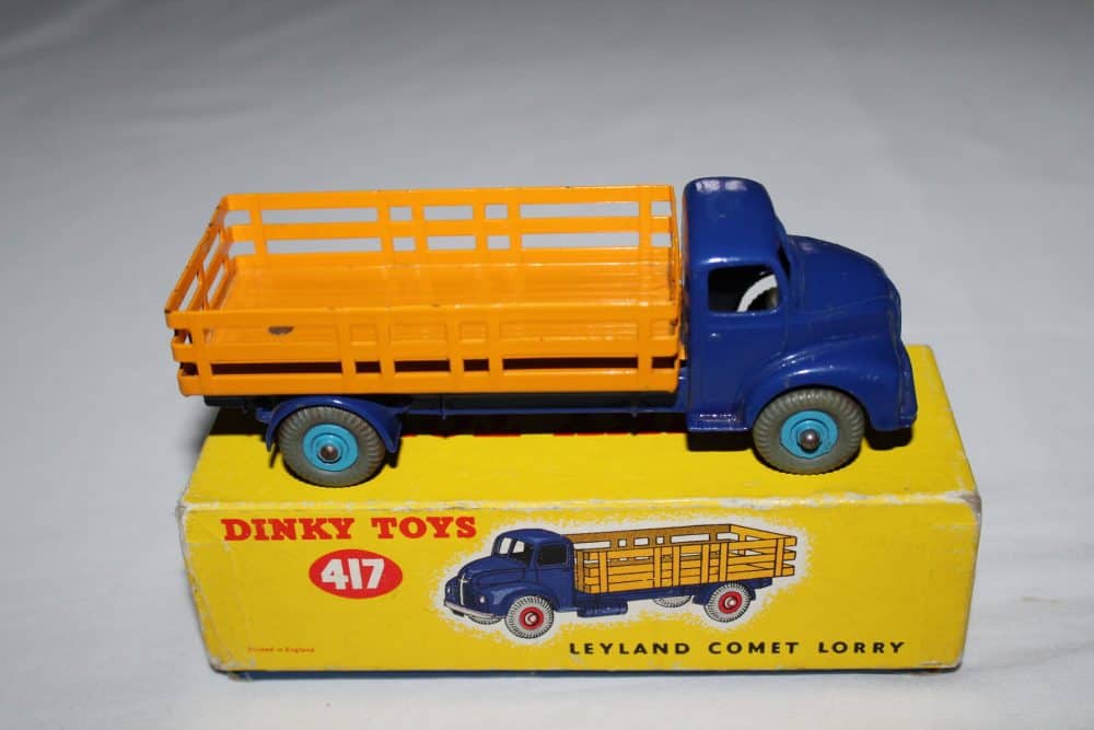 Dinky Toys 417 Leyland Comet Wagon-side