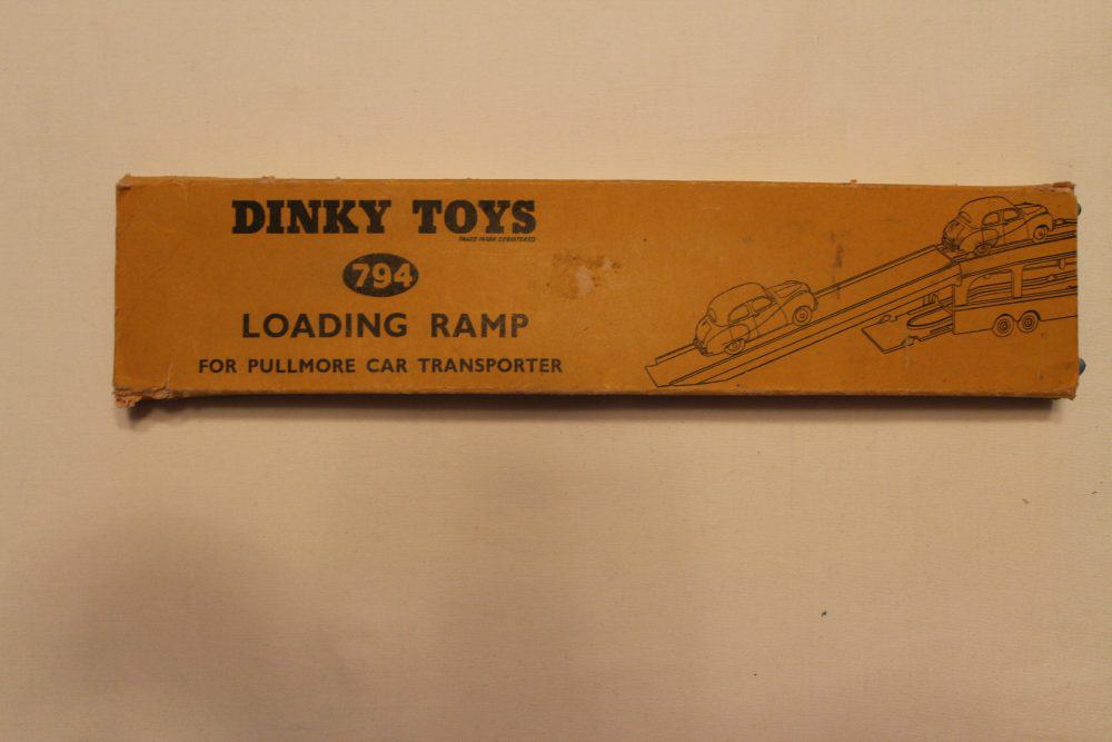 Dinky Toys 582 Pullmore Car Transporter-loading ramp