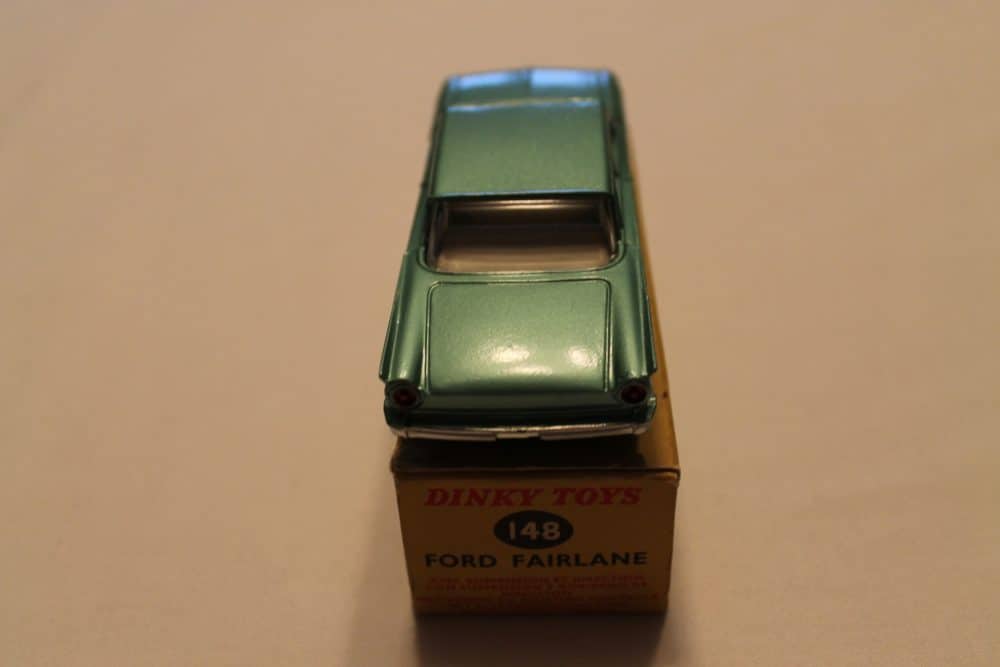 Dinky Toys 148 Ford Fairlane. Silver-Green-back