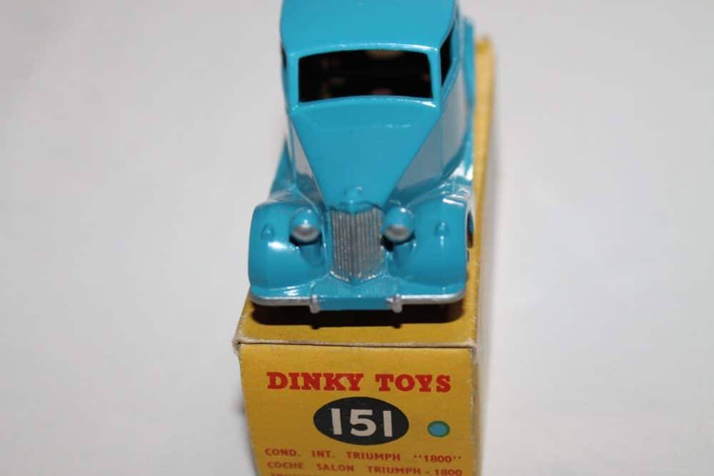 Dinky Toys 151 Triumph 1800-front