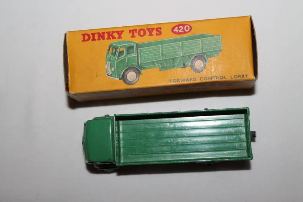 Dinky Toys 420 Forward Control Lorry-top