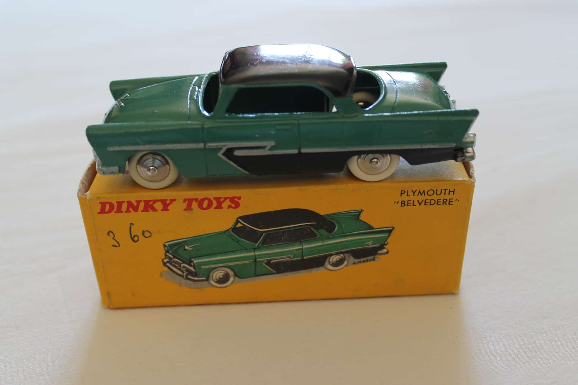 dinky toys plymouth belvedere