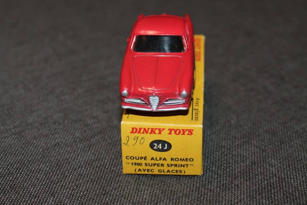 alfa-romeo1900-super-sprint-red-convex-wheels-french-dinky-24j-front