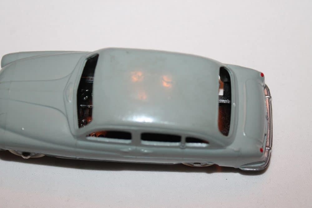 French Dinky Toys 024X Ford Vedette 54-top