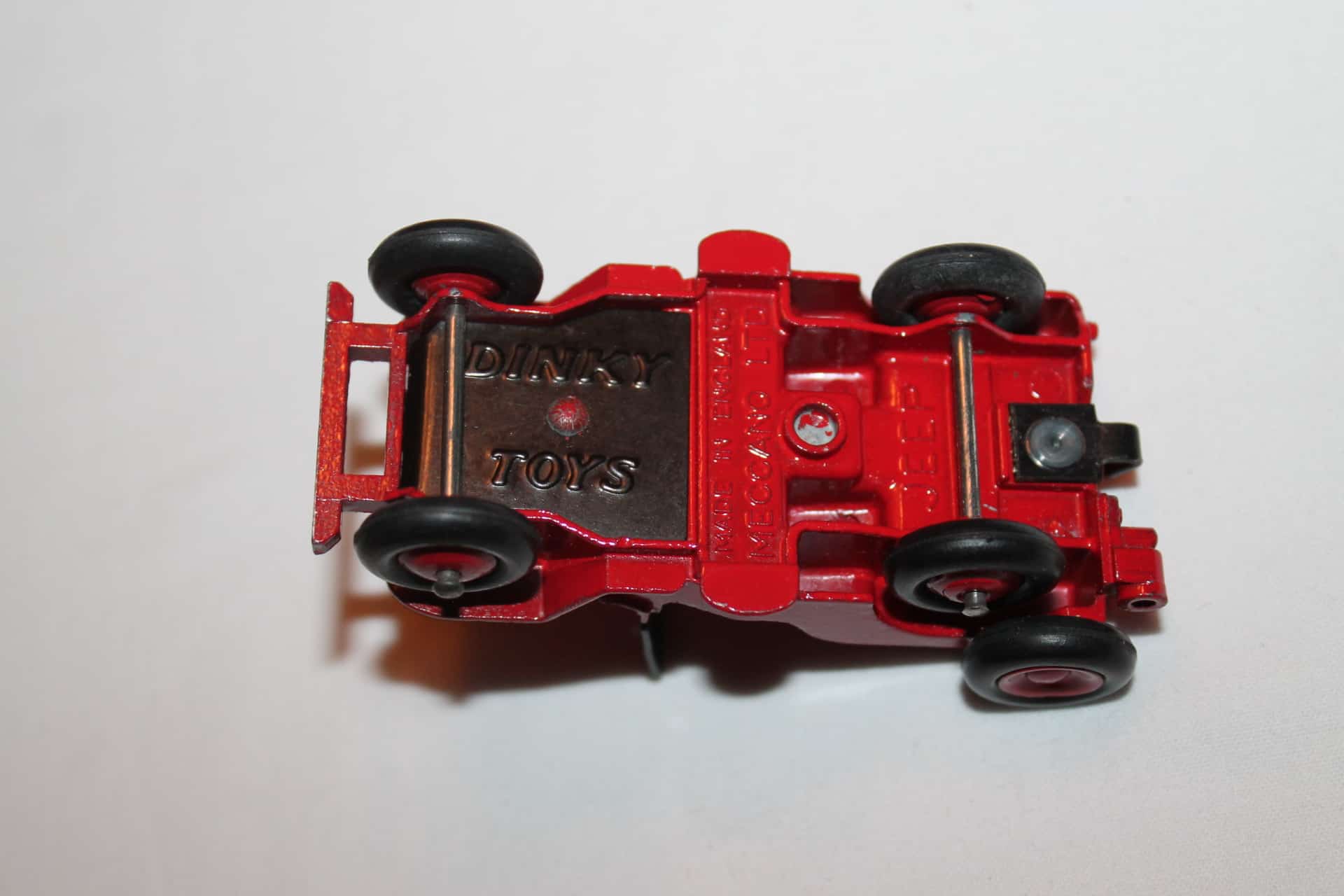 Dinky Toys 405 – Universal Jeep – Roues Plastiques Concaves – 1954-1966 – Boîte