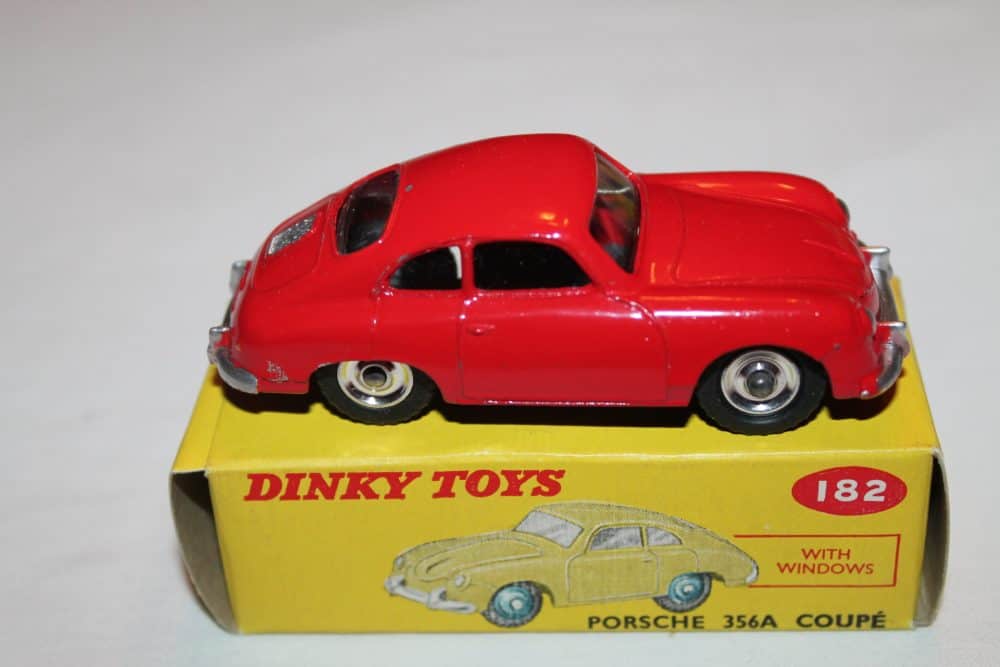 Dinky Toys 182 Porsche 356A-side