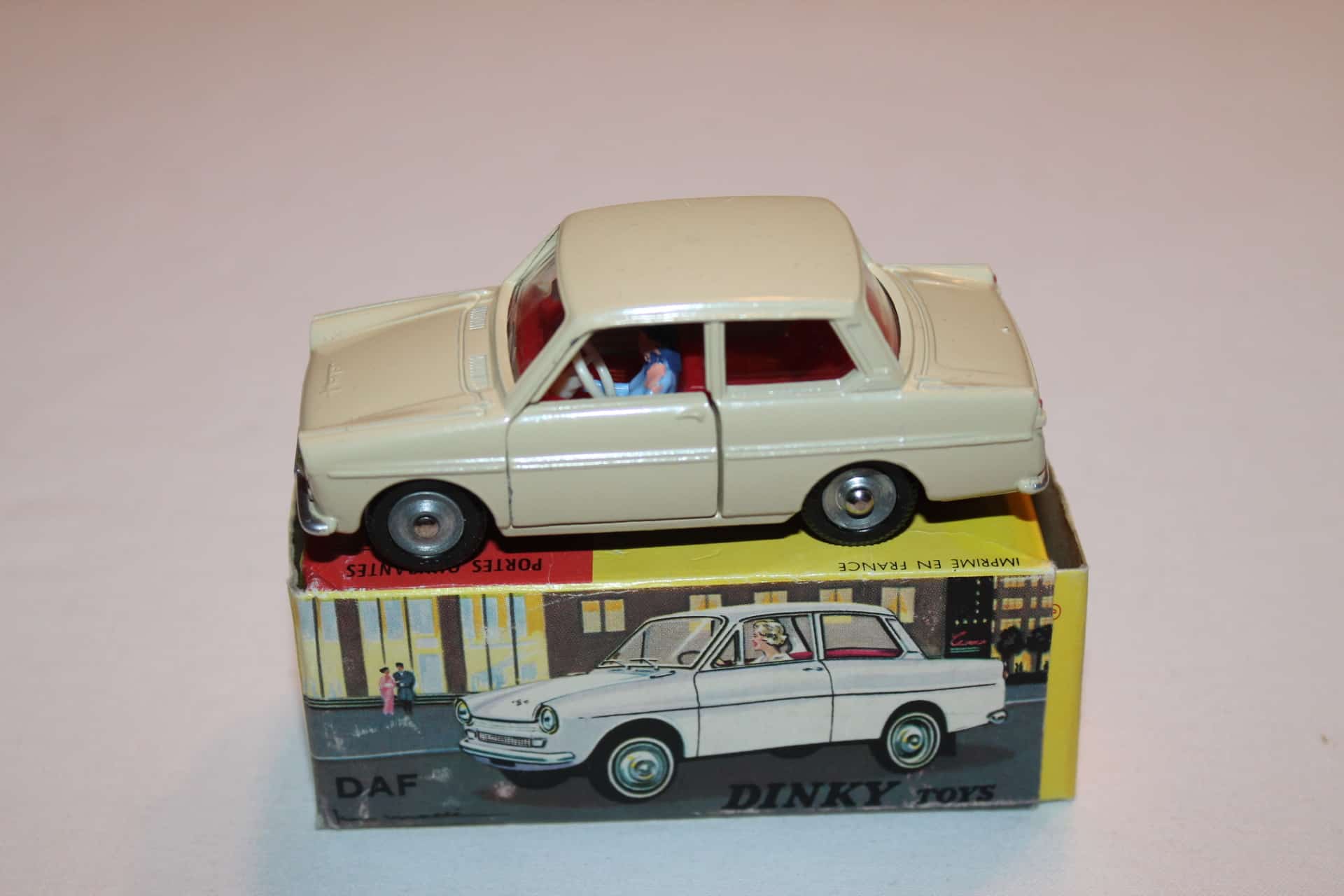 Dinky 508 Daf | a harder to find | Almost Mint
