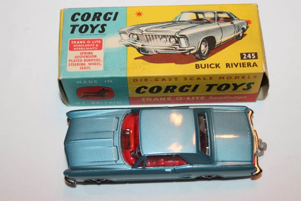 Corgi Toys 245 Buick Riviera-top
