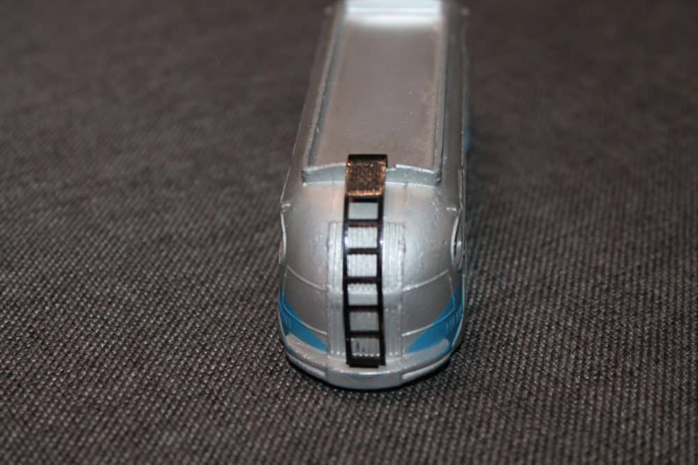 autocar-isobloc-silver-and-blue-french-dinky-toys-29e-unboxed-back