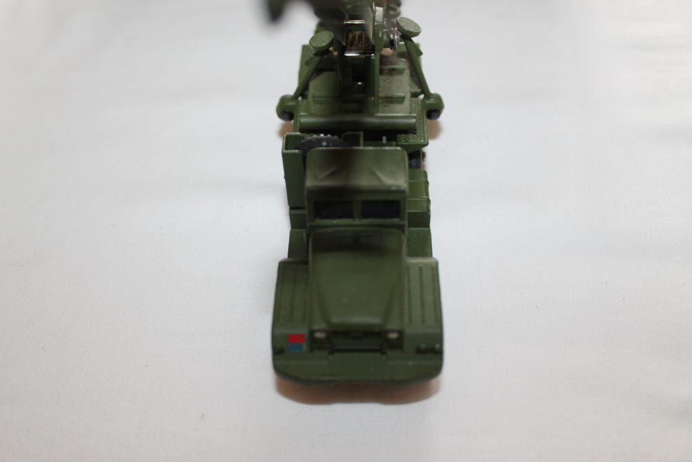 Dinky Toys 667 Missile Servicing Platform Vehicle-front