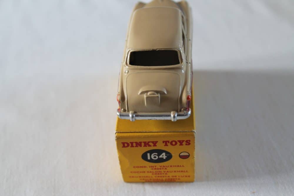Dinky Toys 164 Vauxhall Cresta-back