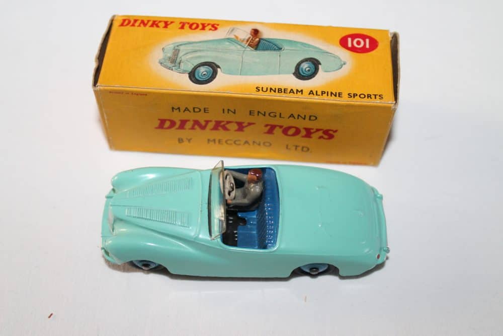 Dinky Toys 101 Sunbeam Alpine Tourer-top