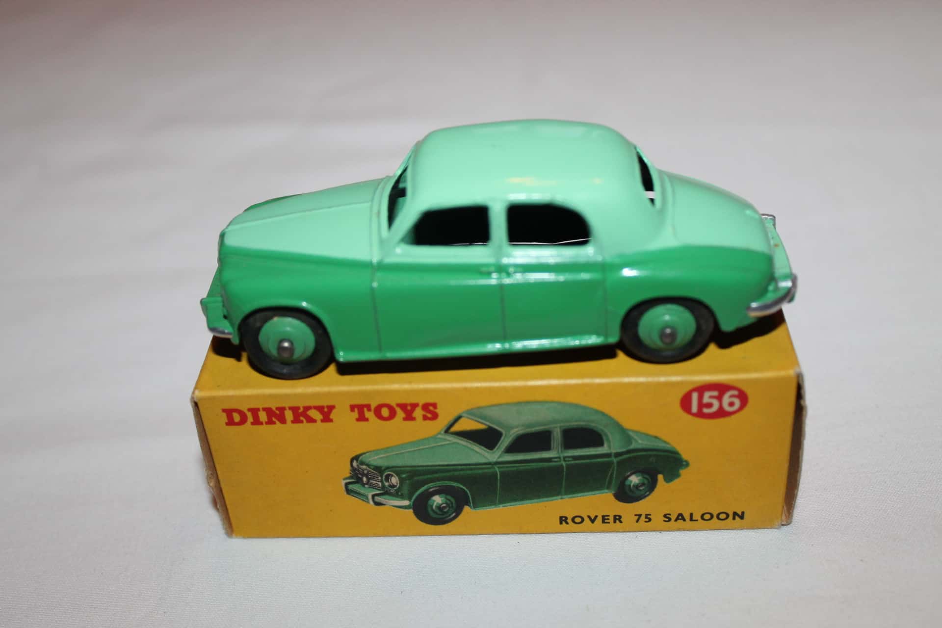 Dinky Toys 156 Rover 75 - Diecast