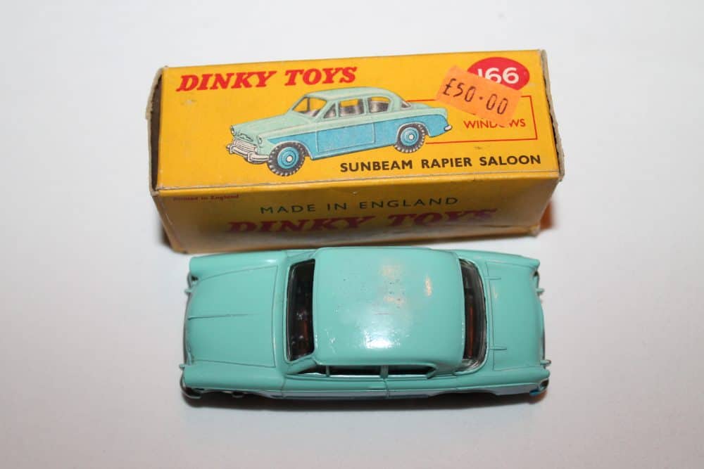 Dinky Toys 166 Sunbeam Rapier-top