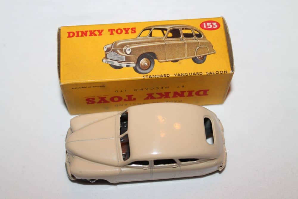Dinky Toys 153 Standard Vanguard-top