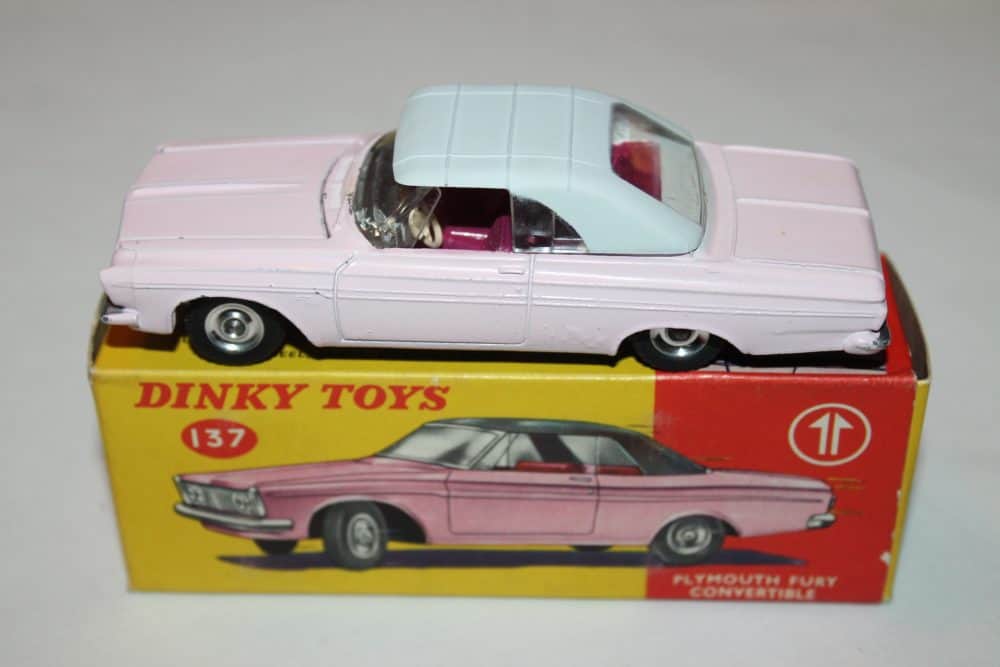Dinky Toys 137 Plymouth Fury Convertible