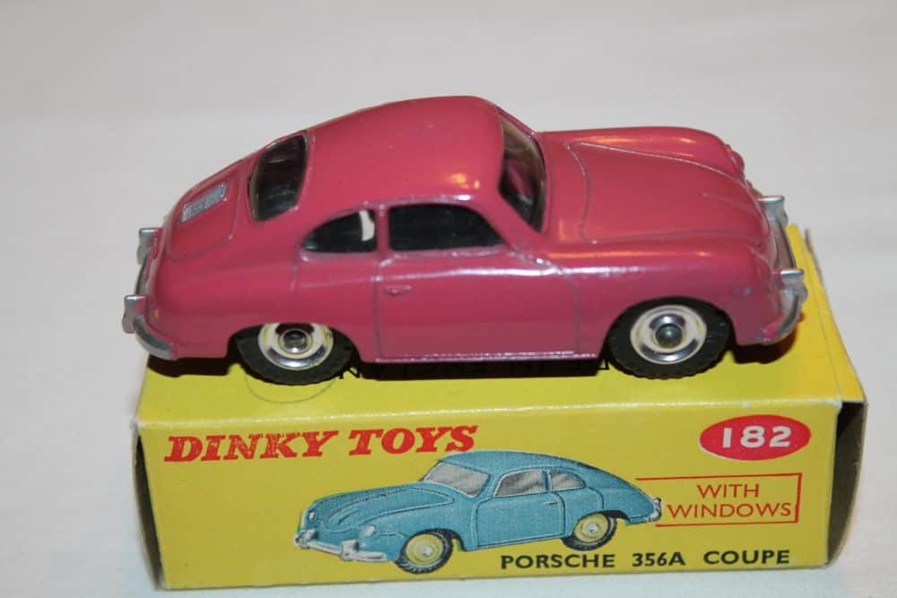 Dinky Toys 182 Porsche 356A Pale Cerise-side
