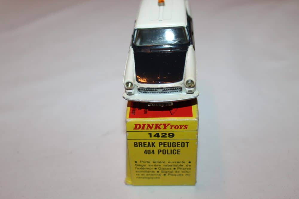 French Dinky Toys 1429 Break Peugeot 404 Police-front