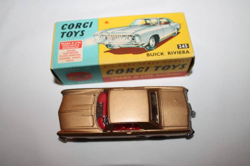 Corgi Toys 245 Buick Riviera-top