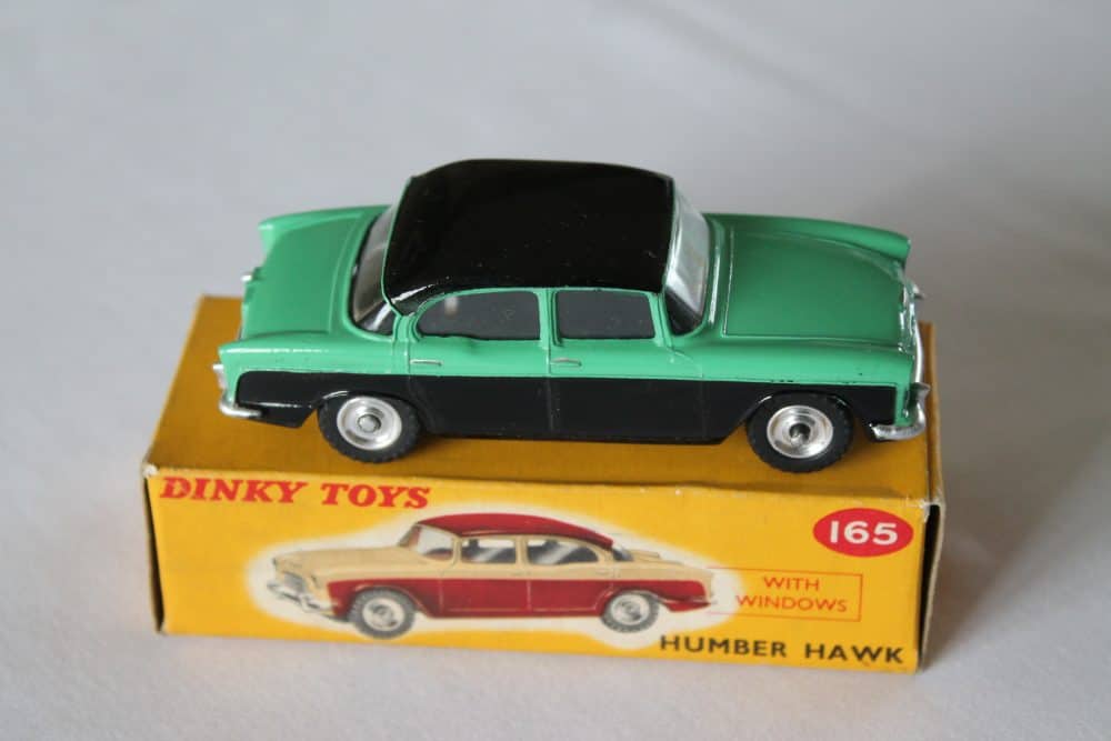 Dinky Toys 165 Humber Hawk-side