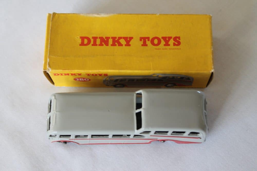 Dinky Toys 280 Observation Coach-top