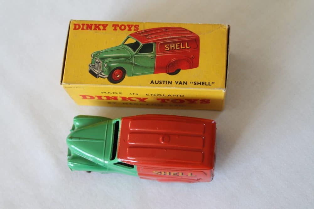 Dinky Toys 470 Austin Shell Van-top