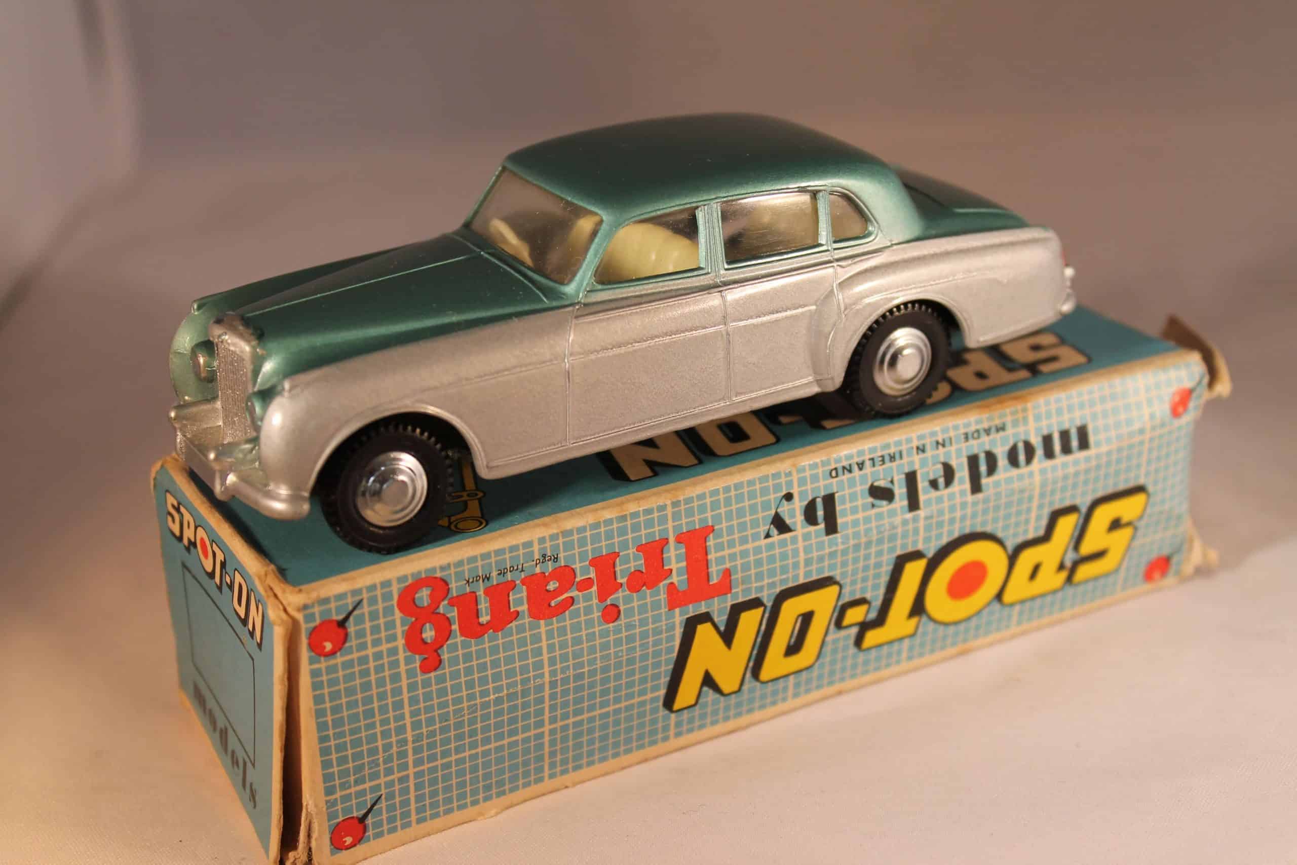 Spot-On Toys 102 Bentley 4 Door Sports Saloon | Diecast