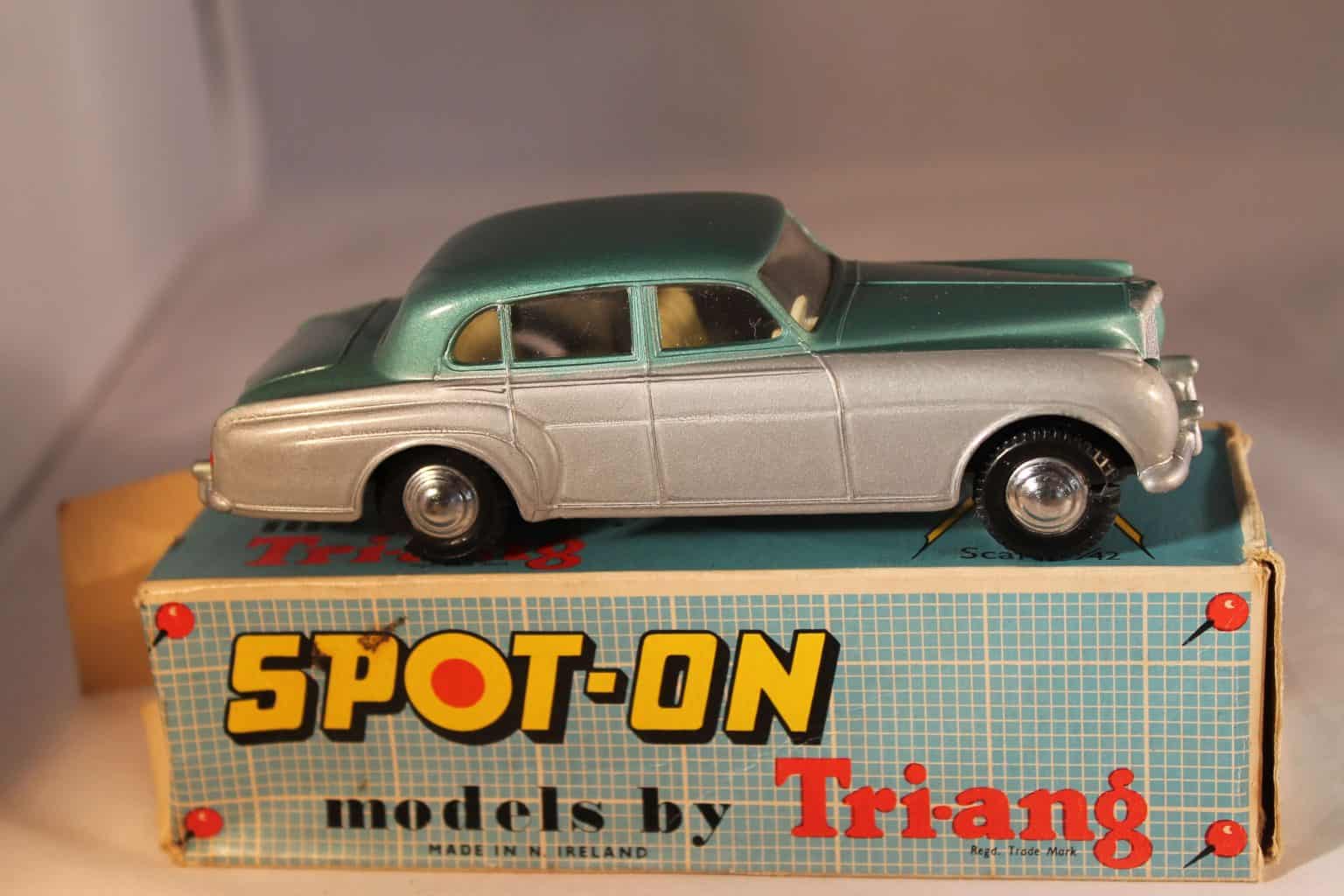 Spot-On Toys 102 Bentley 4 Door Sports Saloon | Diecast