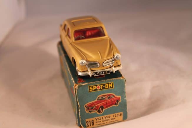 Spot-On Toys 216 Volvo 122S | Diecast